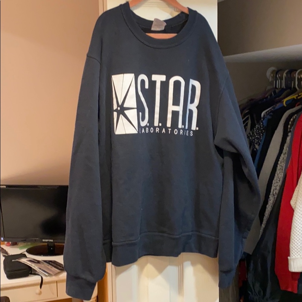 Star Labs crewneck